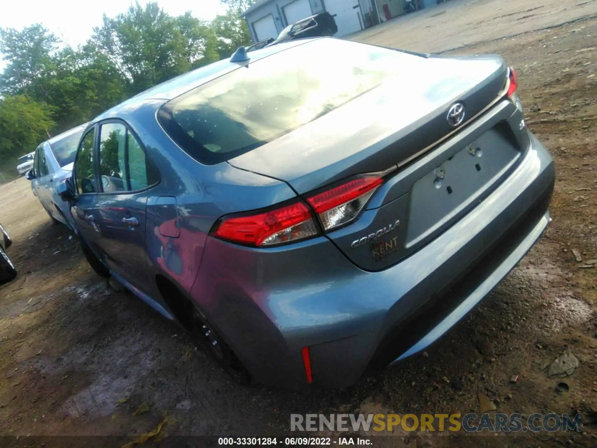 3 Photograph of a damaged car JTDEPRAE4LJ071166 TOYOTA COROLLA 2020