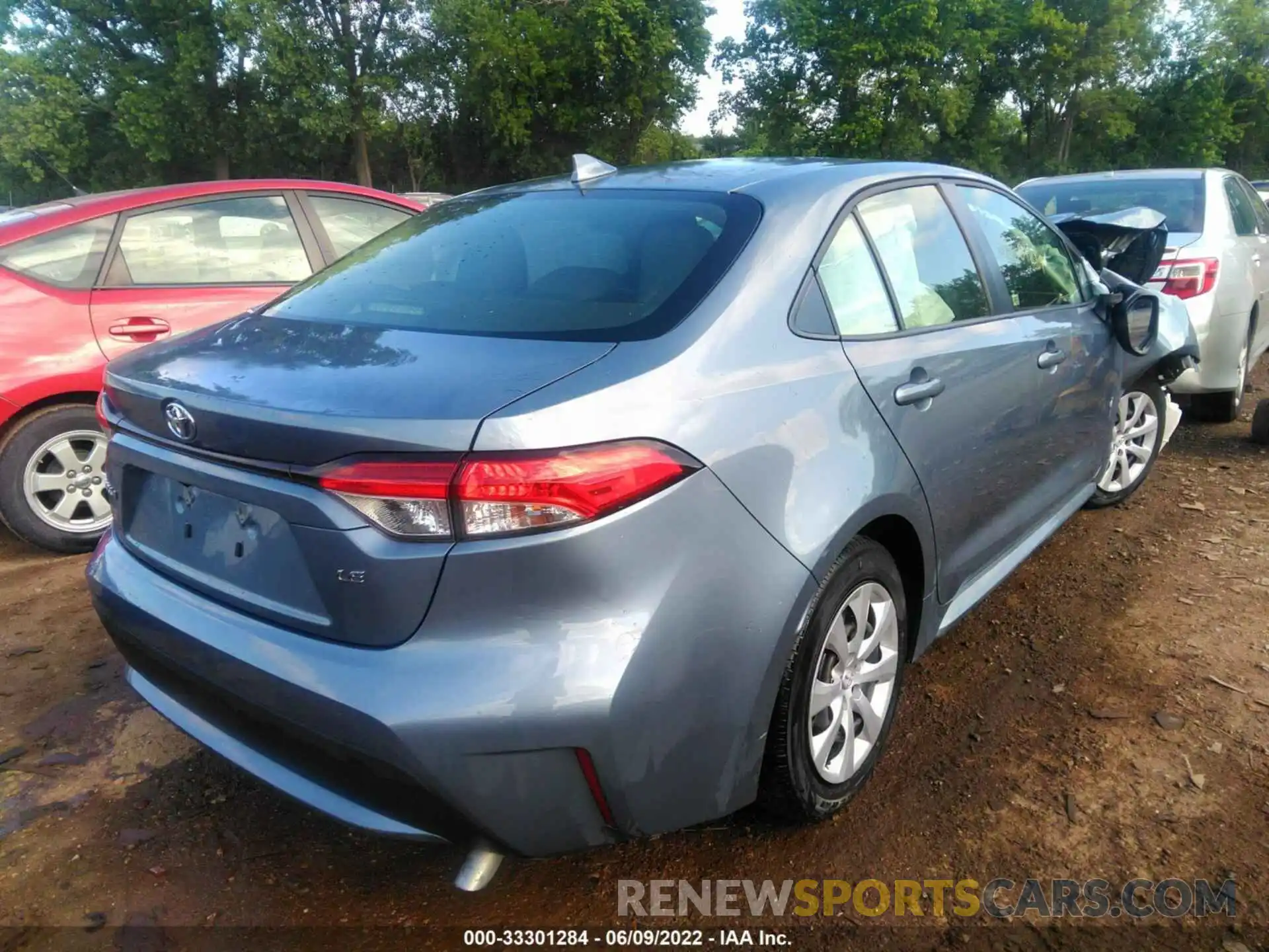 4 Photograph of a damaged car JTDEPRAE4LJ071166 TOYOTA COROLLA 2020