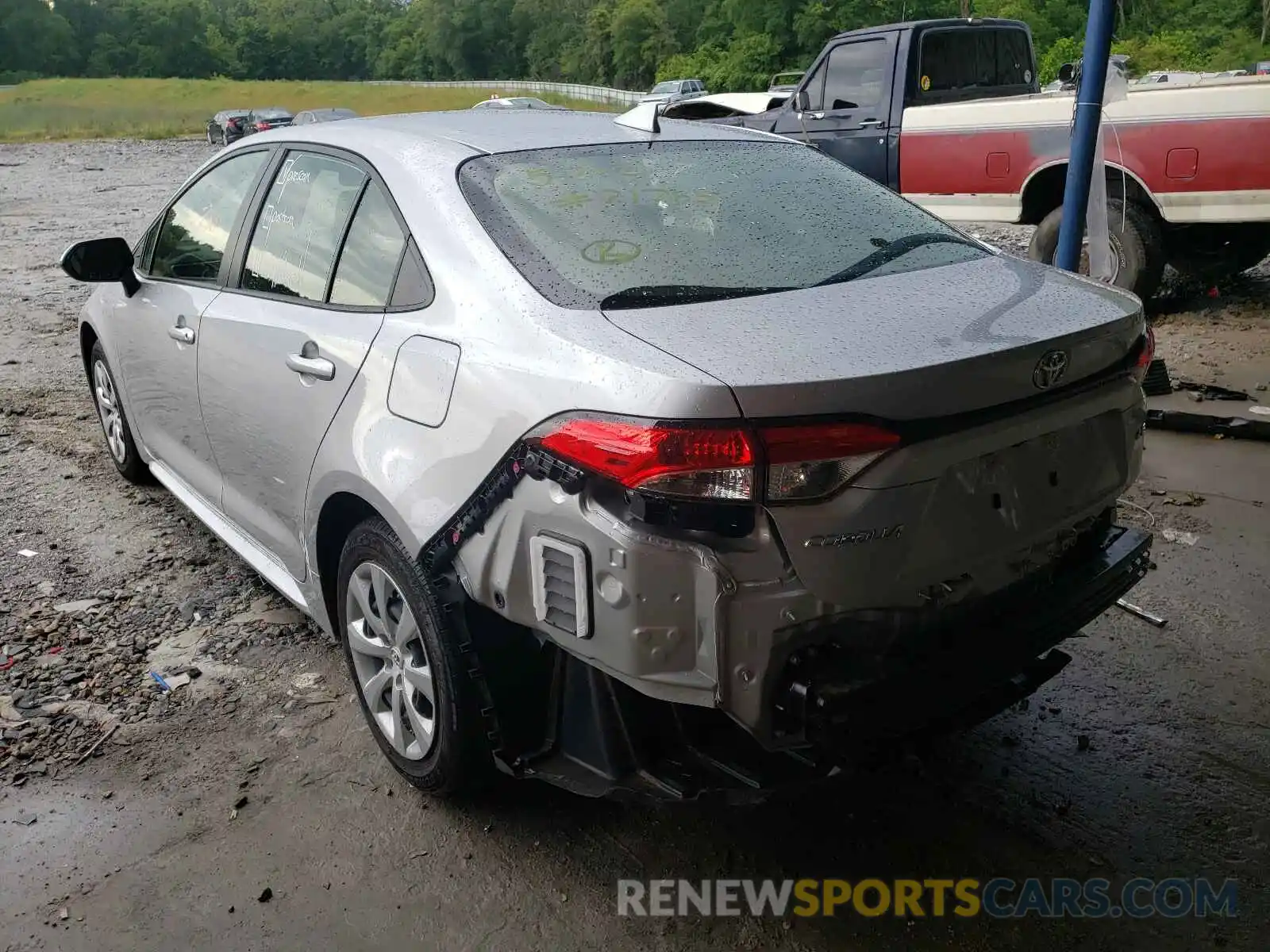 3 Photograph of a damaged car JTDEPRAE4LJ071765 TOYOTA COROLLA 2020