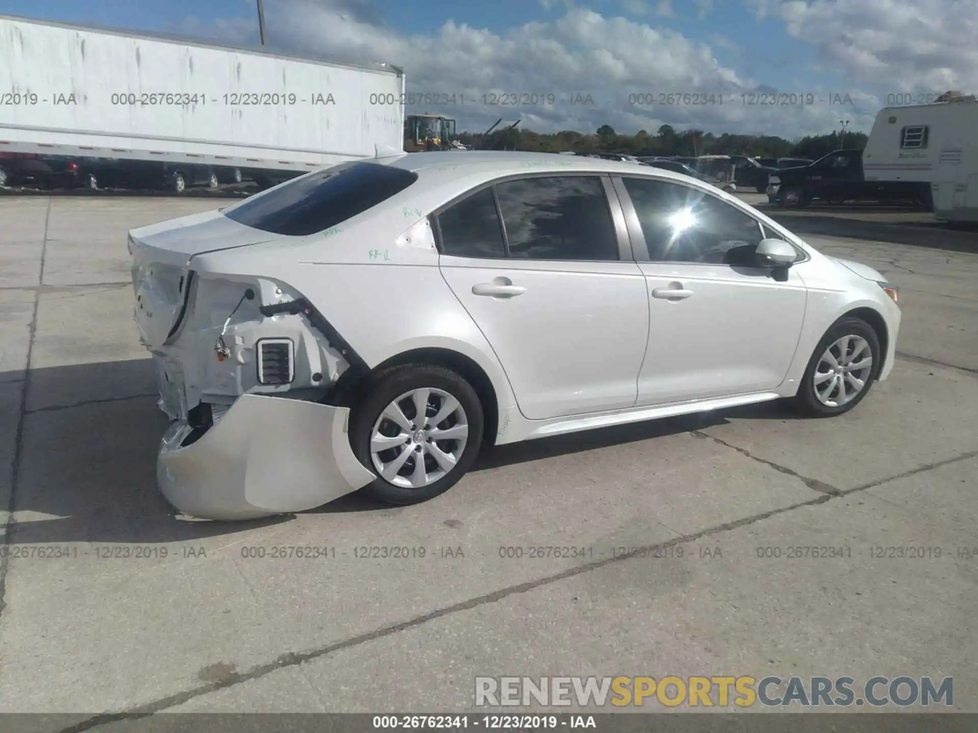 4 Photograph of a damaged car JTDEPRAE4LJ075685 TOYOTA COROLLA 2020