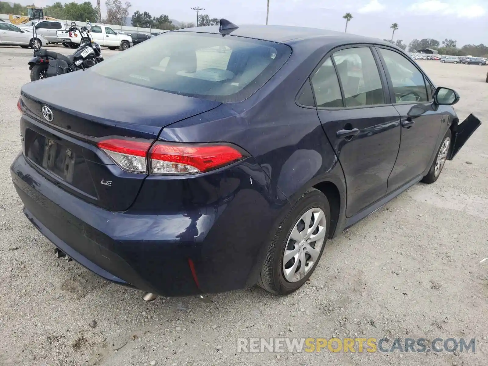 4 Photograph of a damaged car JTDEPRAE4LJ076822 TOYOTA COROLLA 2020