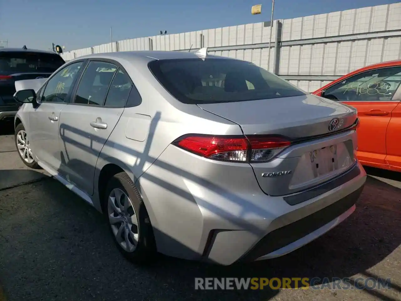 3 Photograph of a damaged car JTDEPRAE4LJ077419 TOYOTA COROLLA 2020