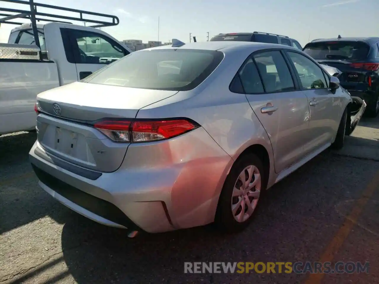 4 Photograph of a damaged car JTDEPRAE4LJ077419 TOYOTA COROLLA 2020