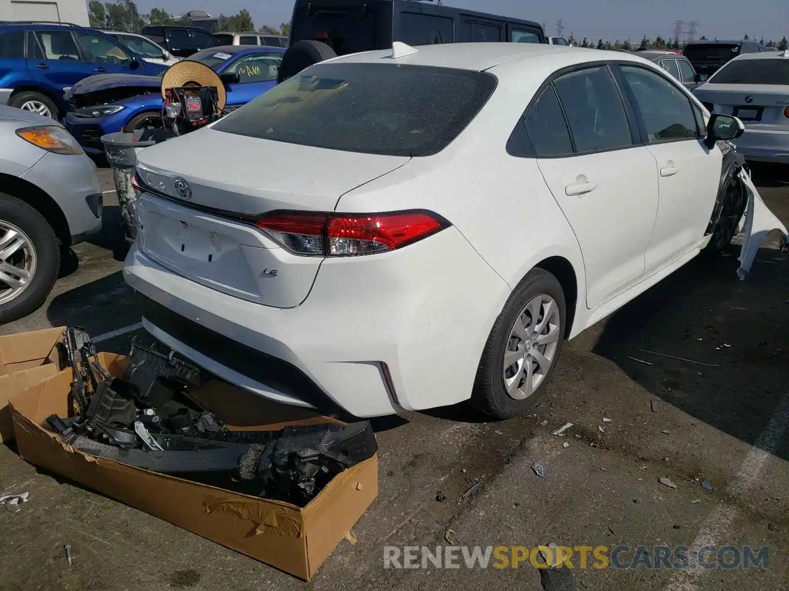 4 Photograph of a damaged car JTDEPRAE4LJ079011 TOYOTA COROLLA 2020