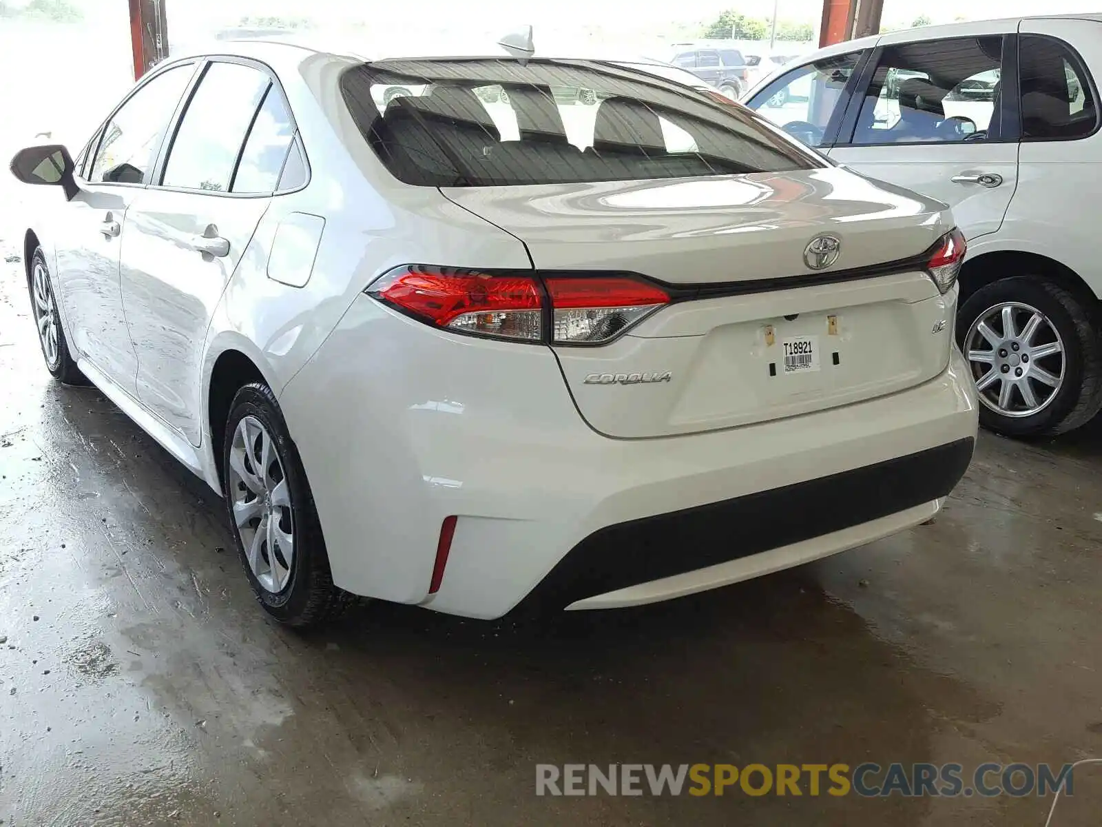 3 Photograph of a damaged car JTDEPRAE4LJ079252 TOYOTA COROLLA 2020