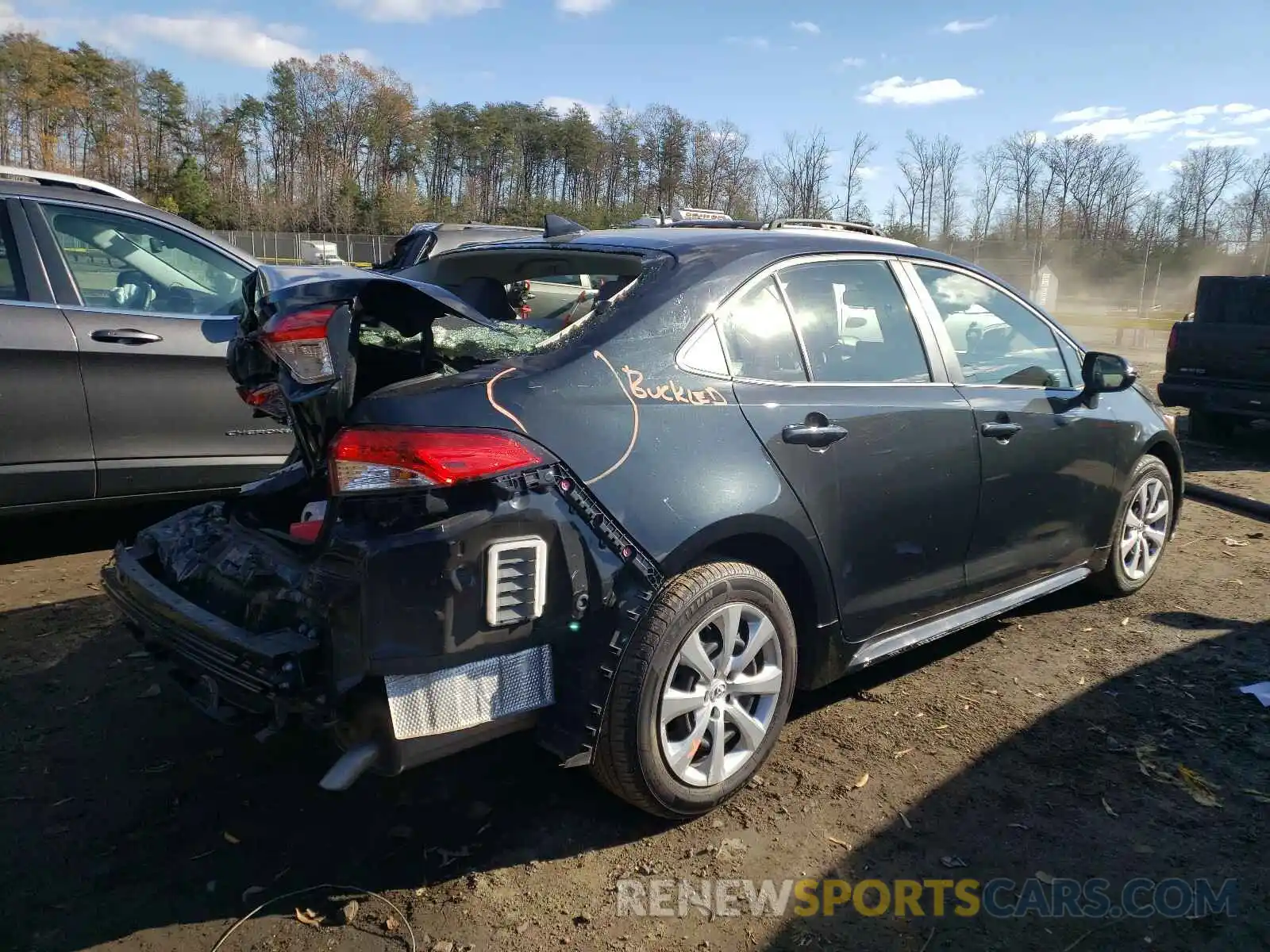 4 Photograph of a damaged car JTDEPRAE4LJ080580 TOYOTA COROLLA 2020