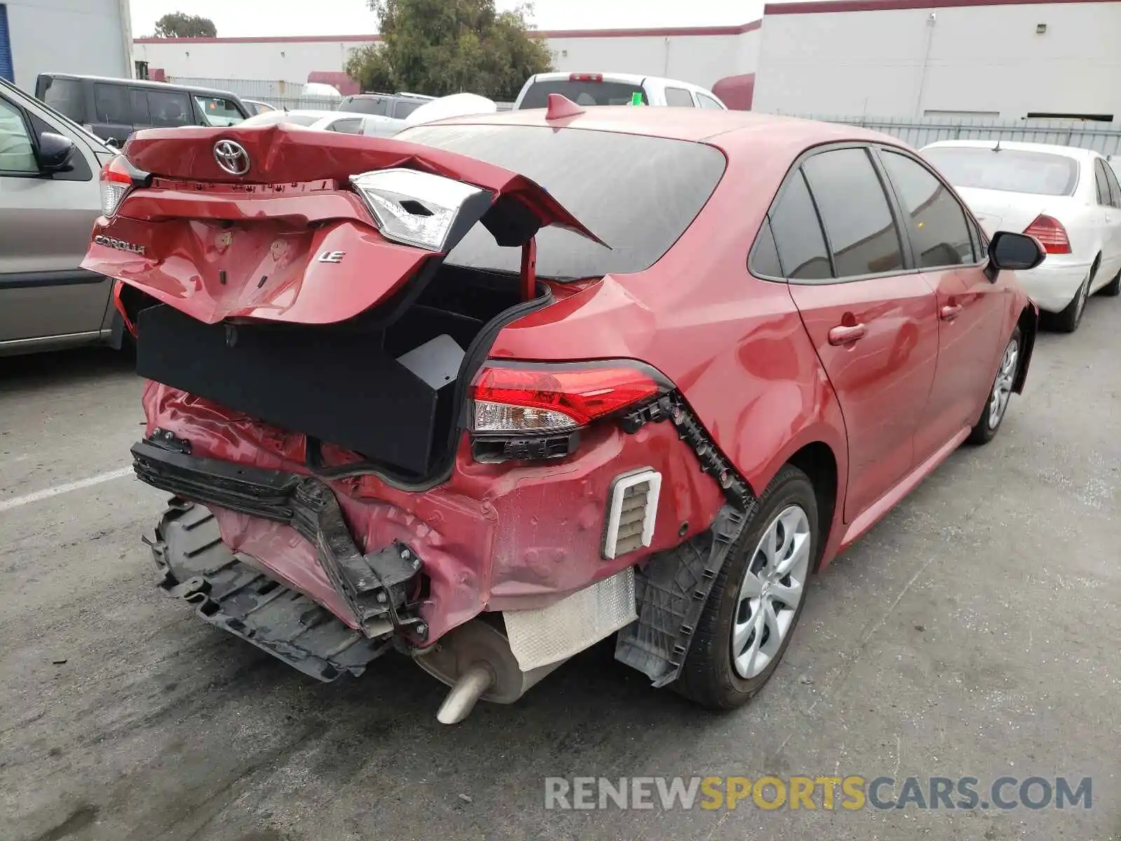 4 Photograph of a damaged car JTDEPRAE4LJ081373 TOYOTA COROLLA 2020