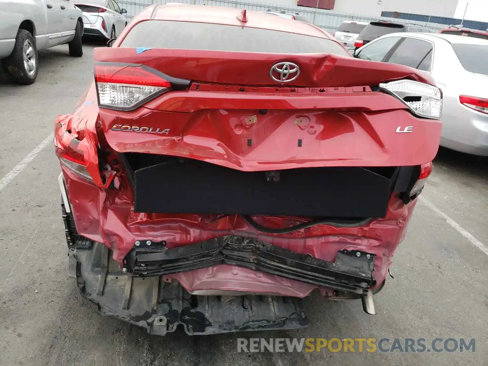 9 Photograph of a damaged car JTDEPRAE4LJ081373 TOYOTA COROLLA 2020