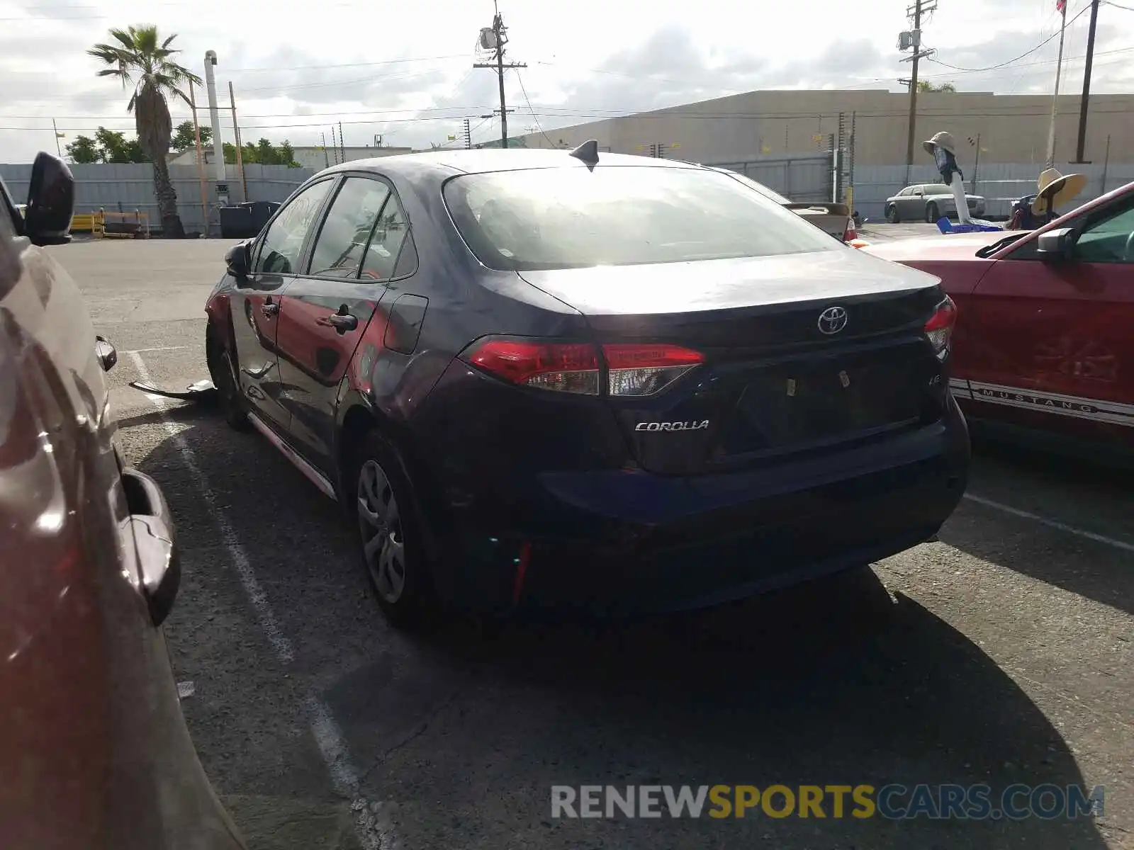 3 Photograph of a damaged car JTDEPRAE4LJ081552 TOYOTA COROLLA 2020