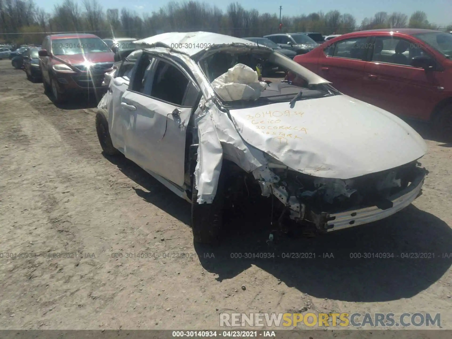 1 Photograph of a damaged car JTDEPRAE4LJ082104 TOYOTA COROLLA 2020