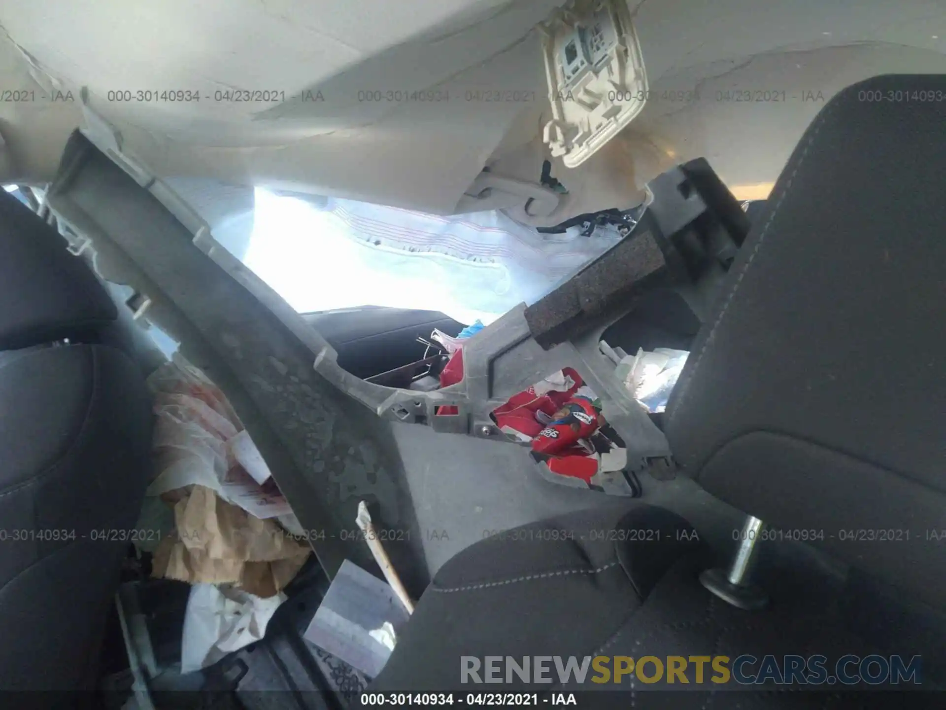 8 Photograph of a damaged car JTDEPRAE4LJ082104 TOYOTA COROLLA 2020