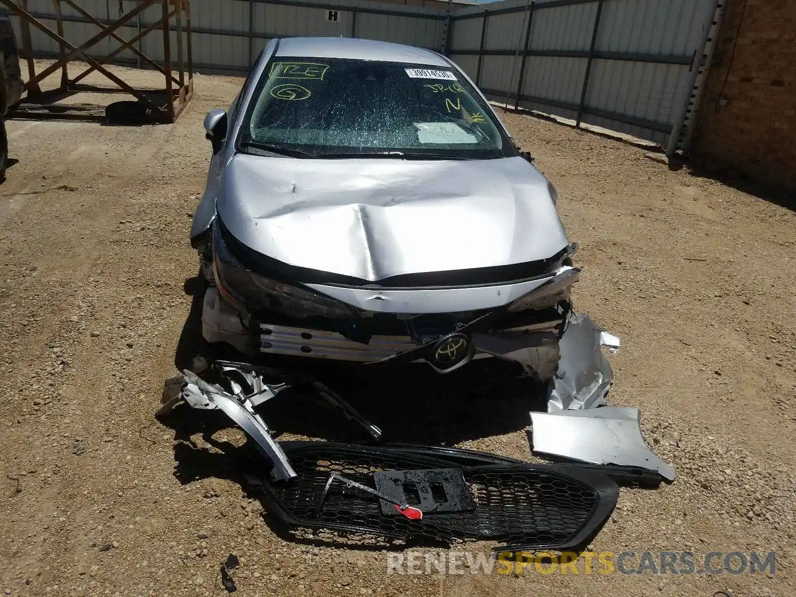 9 Photograph of a damaged car JTDEPRAE4LJ082426 TOYOTA COROLLA 2020