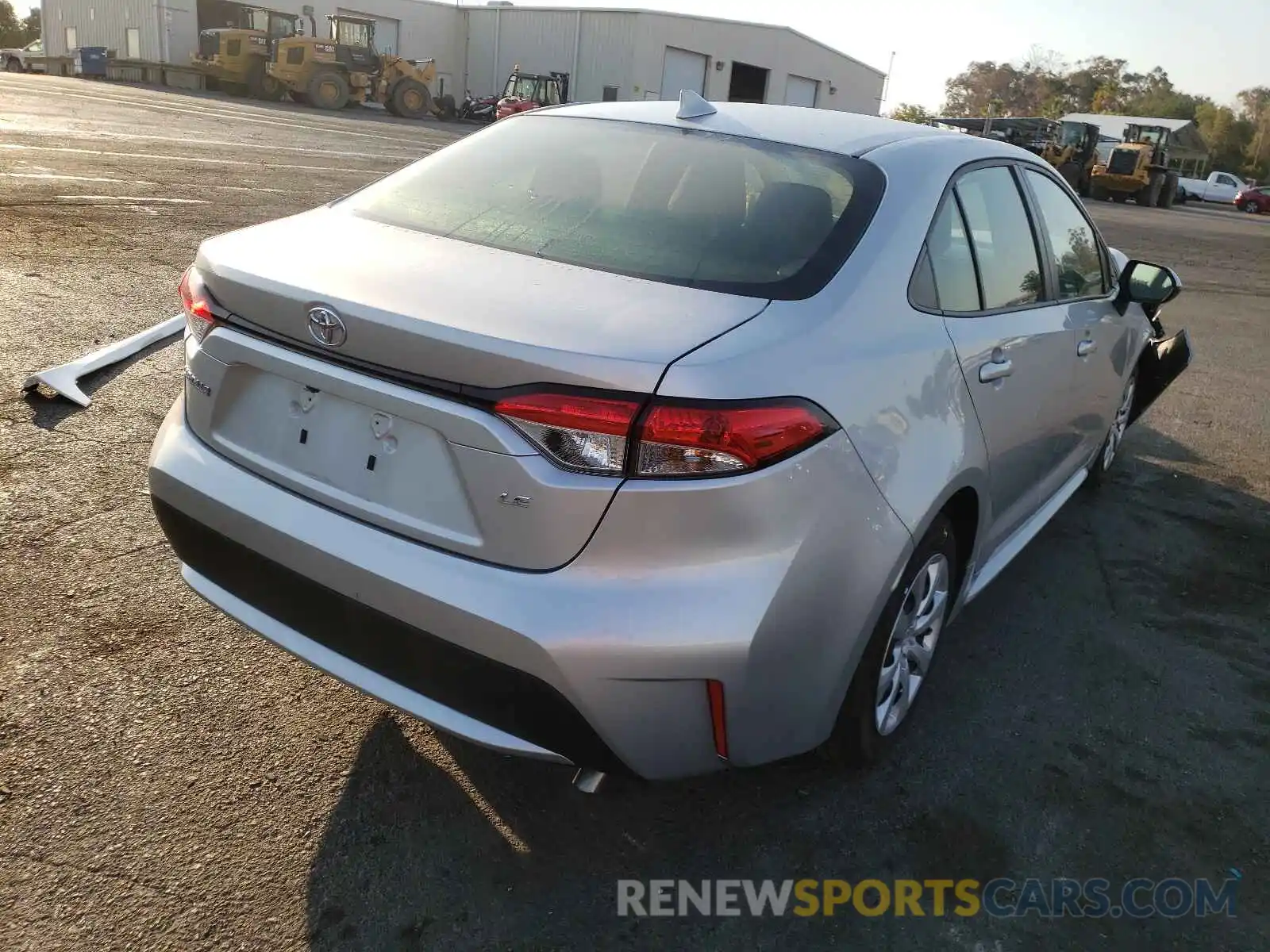 4 Photograph of a damaged car JTDEPRAE4LJ085150 TOYOTA COROLLA 2020