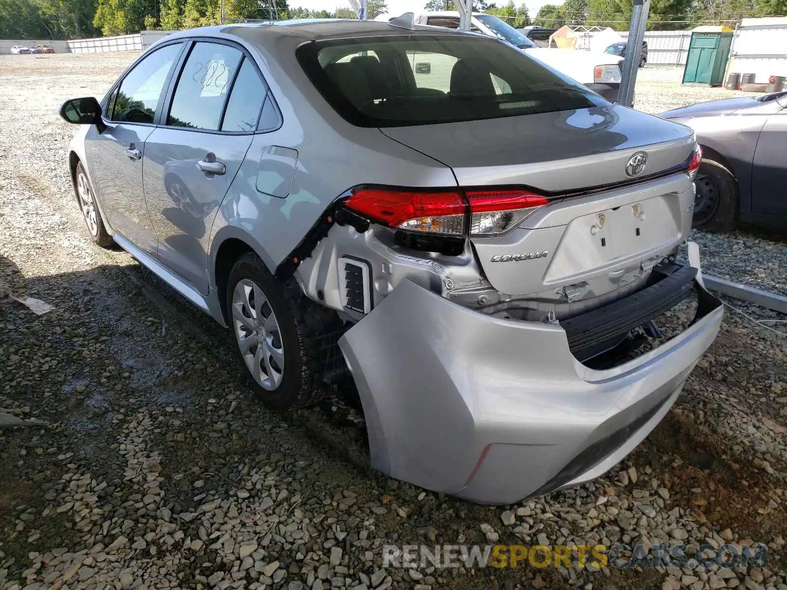 3 Photograph of a damaged car JTDEPRAE4LJ085231 TOYOTA COROLLA 2020