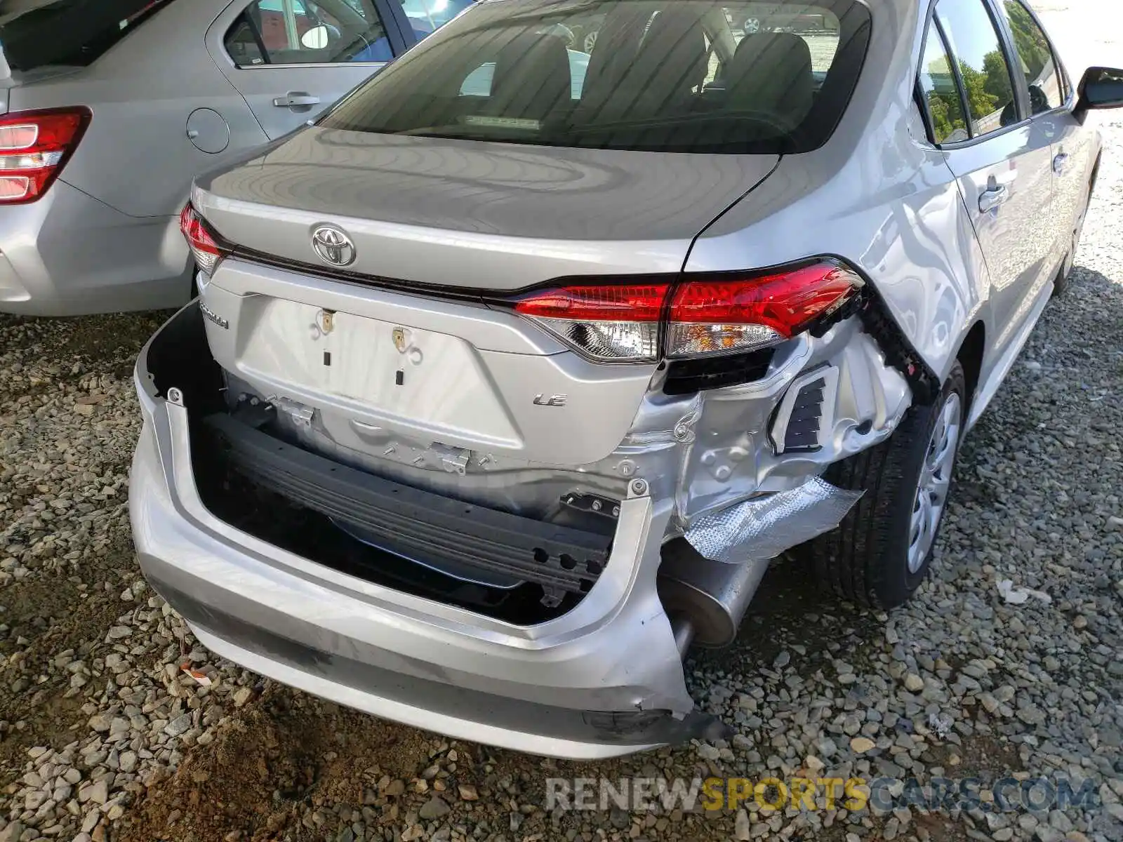 9 Photograph of a damaged car JTDEPRAE4LJ085231 TOYOTA COROLLA 2020