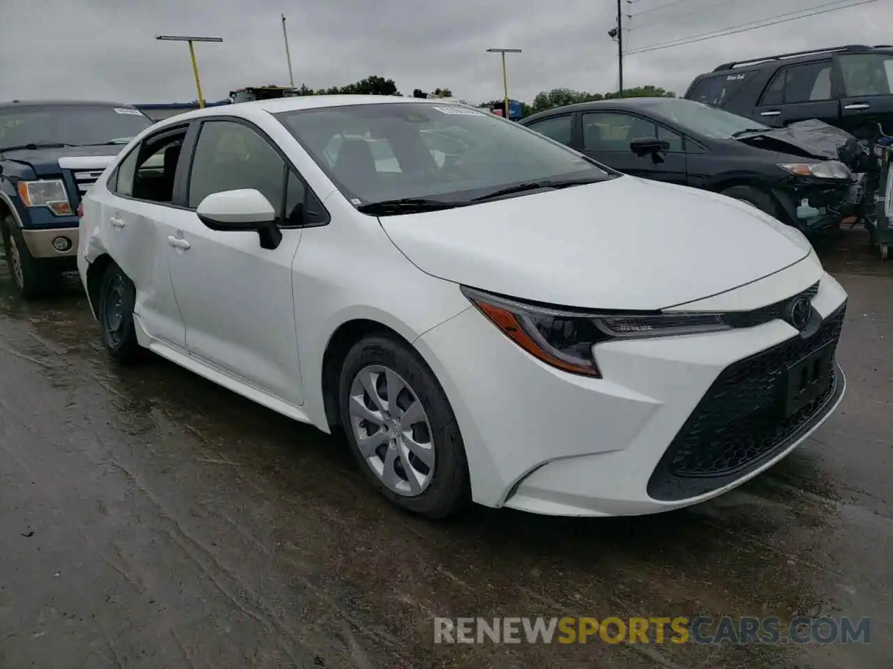 1 Photograph of a damaged car JTDEPRAE4LJ086296 TOYOTA COROLLA 2020