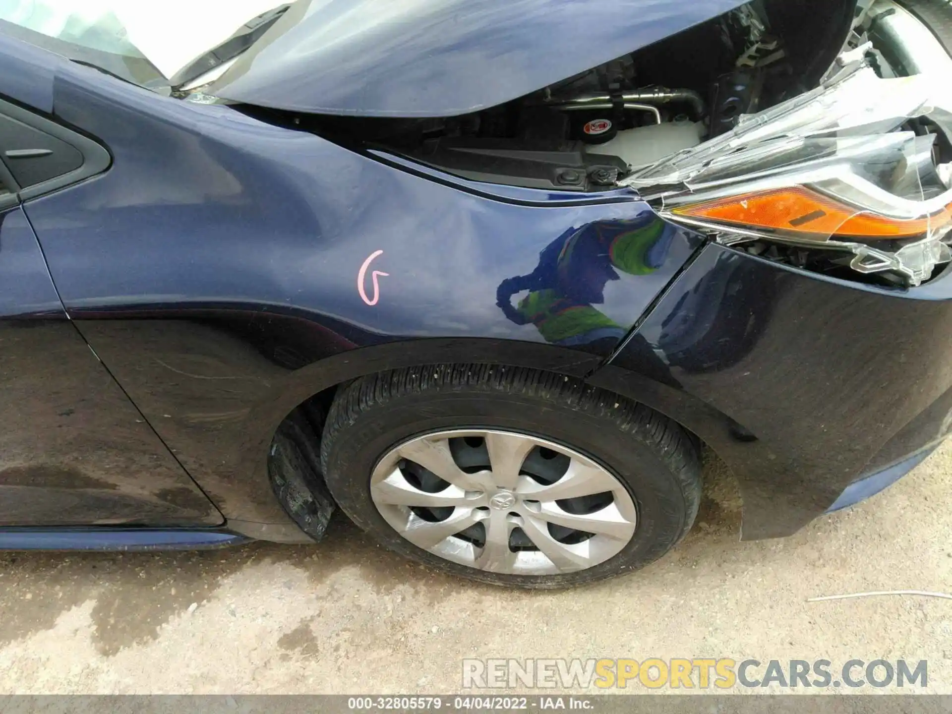 14 Photograph of a damaged car JTDEPRAE4LJ087674 TOYOTA COROLLA 2020