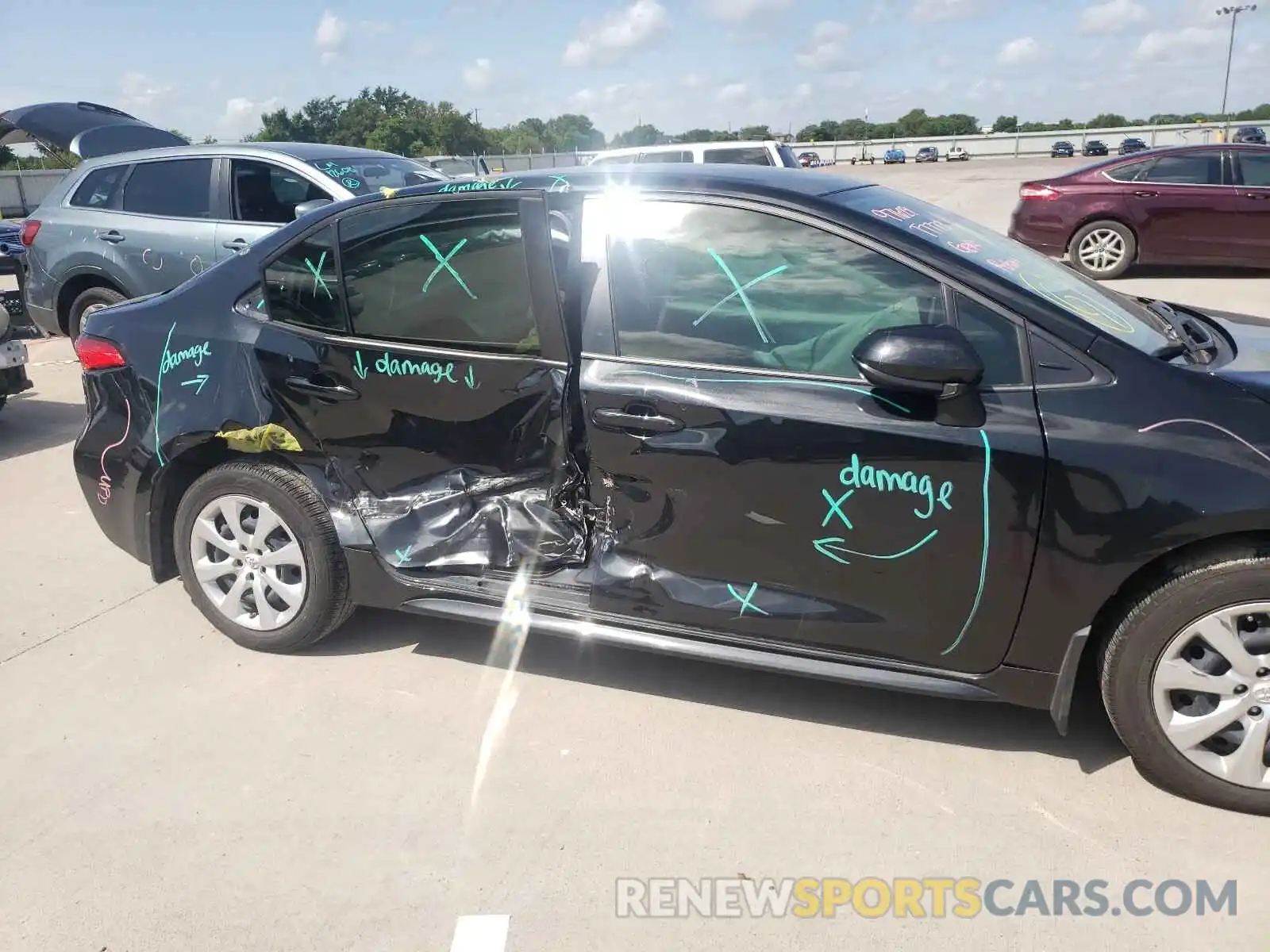 9 Photograph of a damaged car JTDEPRAE4LJ087836 TOYOTA COROLLA 2020