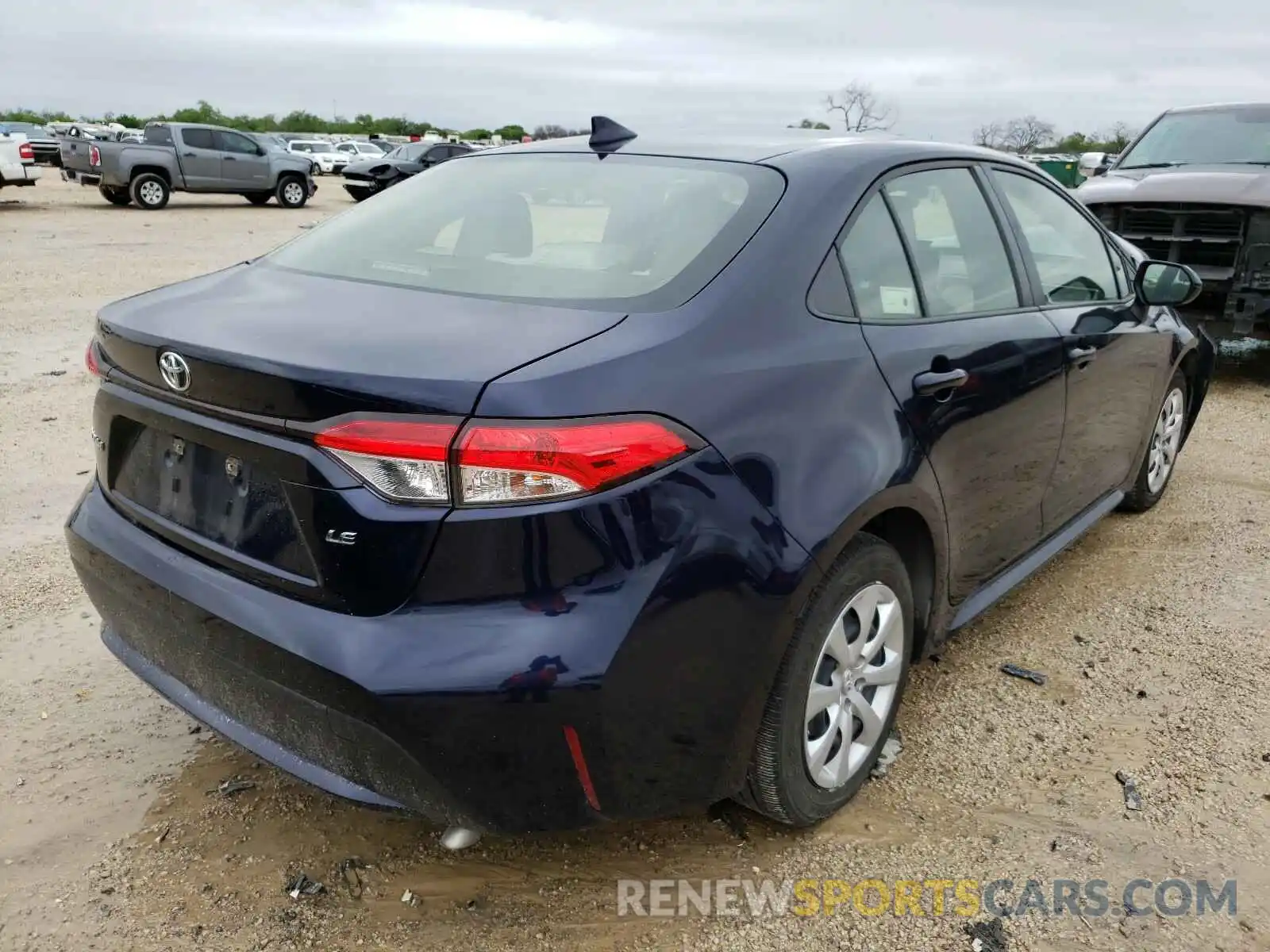 4 Photograph of a damaged car JTDEPRAE4LJ088405 TOYOTA COROLLA 2020