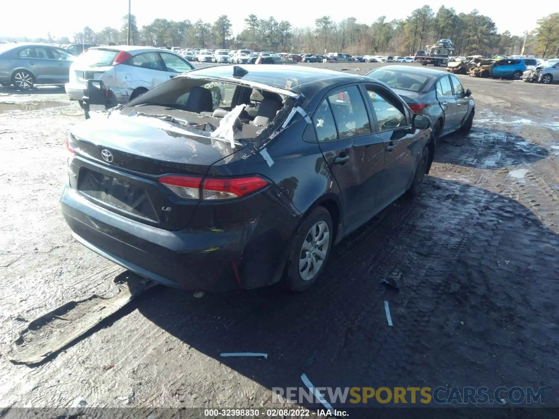 4 Photograph of a damaged car JTDEPRAE4LJ089666 TOYOTA COROLLA 2020