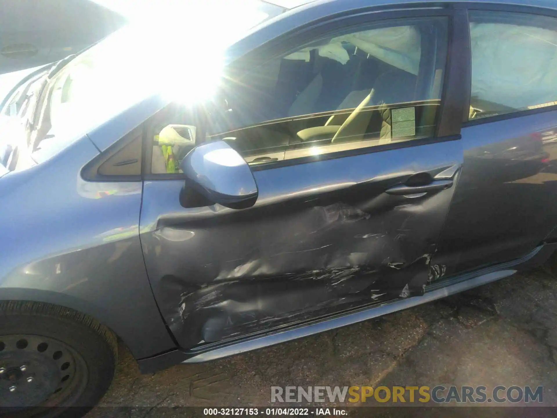 6 Photograph of a damaged car JTDEPRAE4LJ090686 TOYOTA COROLLA 2020