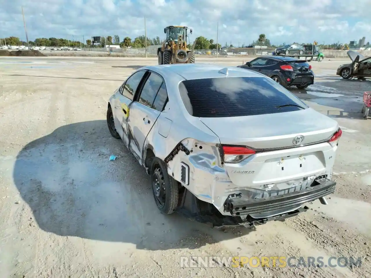 3 Photograph of a damaged car JTDEPRAE4LJ090963 TOYOTA COROLLA 2020