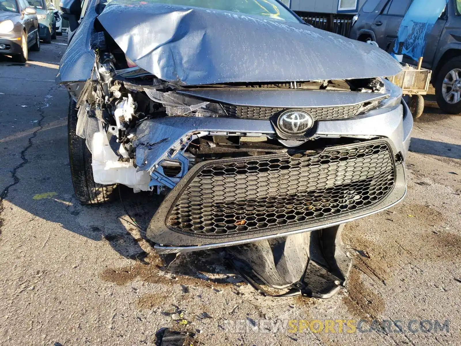 9 Photograph of a damaged car JTDEPRAE4LJ092891 TOYOTA COROLLA 2020