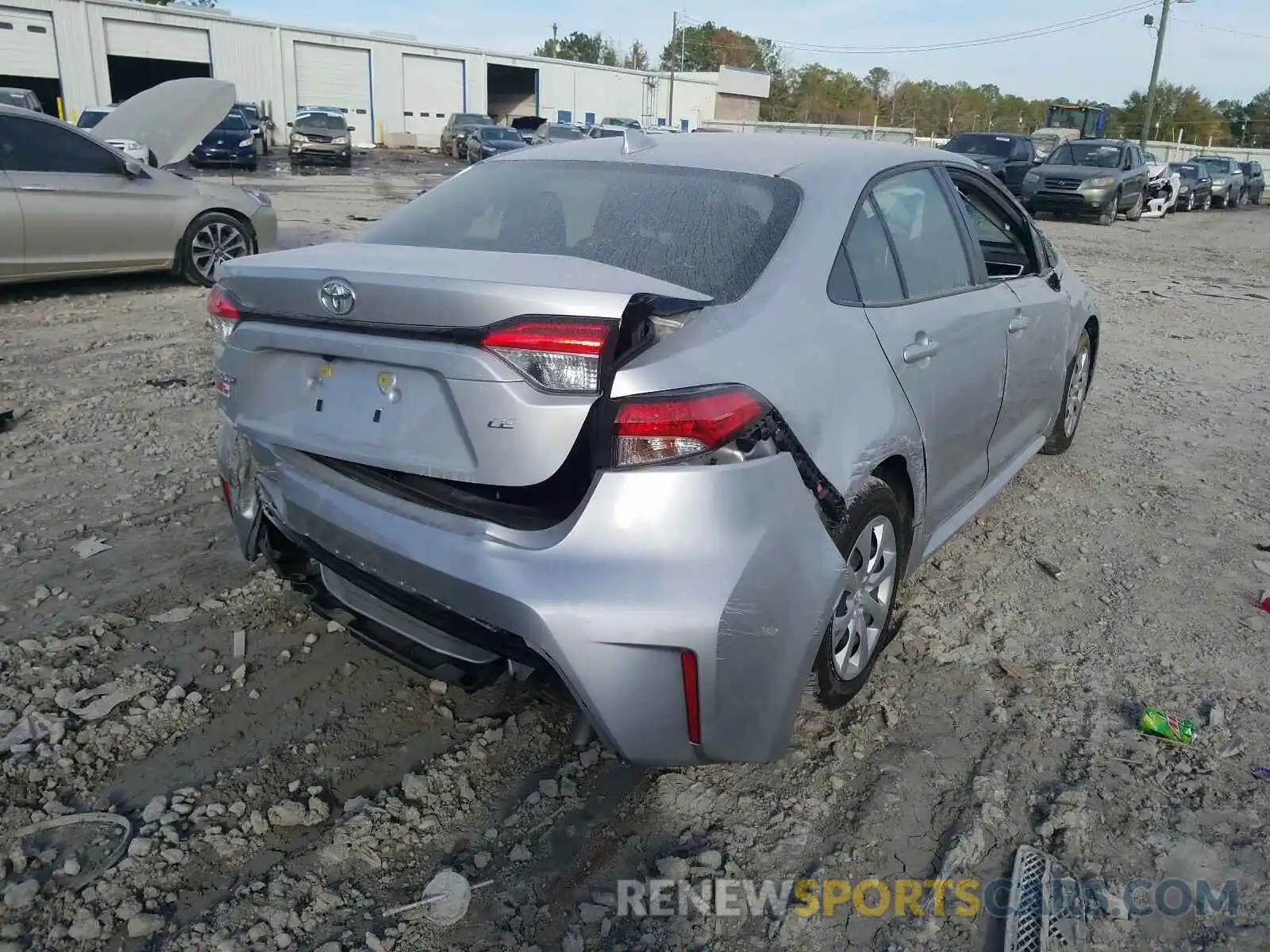 4 Photograph of a damaged car JTDEPRAE4LJ092924 TOYOTA COROLLA 2020