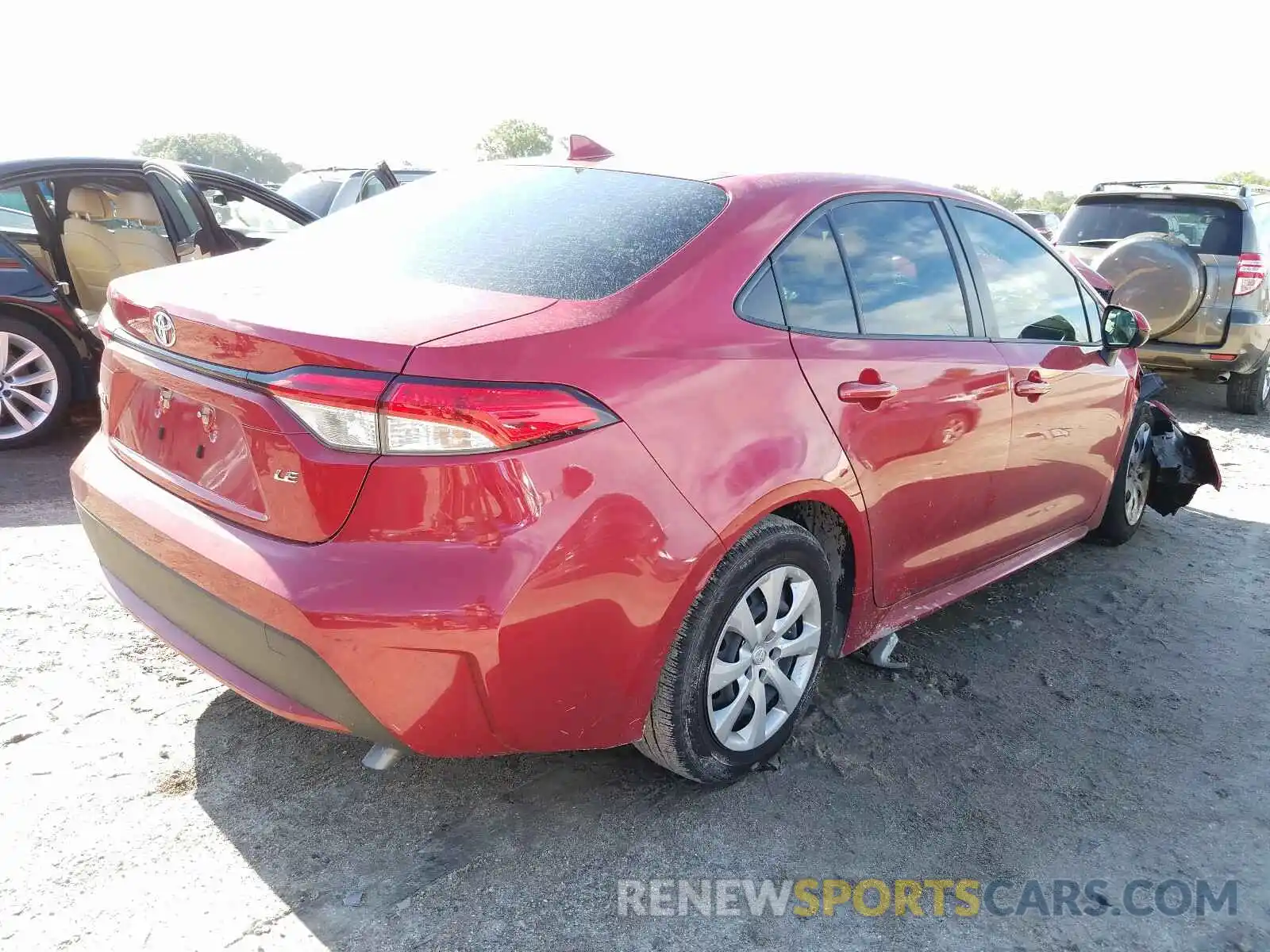 4 Photograph of a damaged car JTDEPRAE4LJ092986 TOYOTA COROLLA 2020