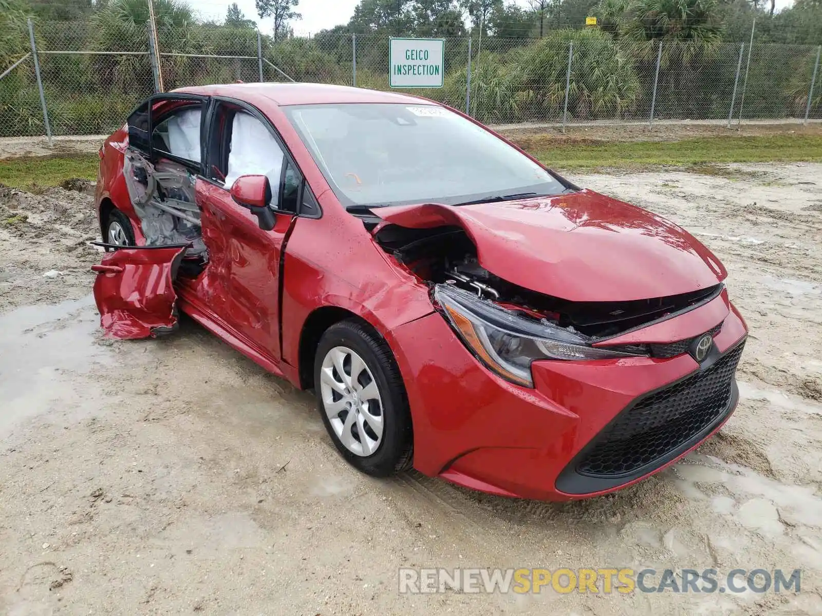 1 Photograph of a damaged car JTDEPRAE4LJ098111 TOYOTA COROLLA 2020