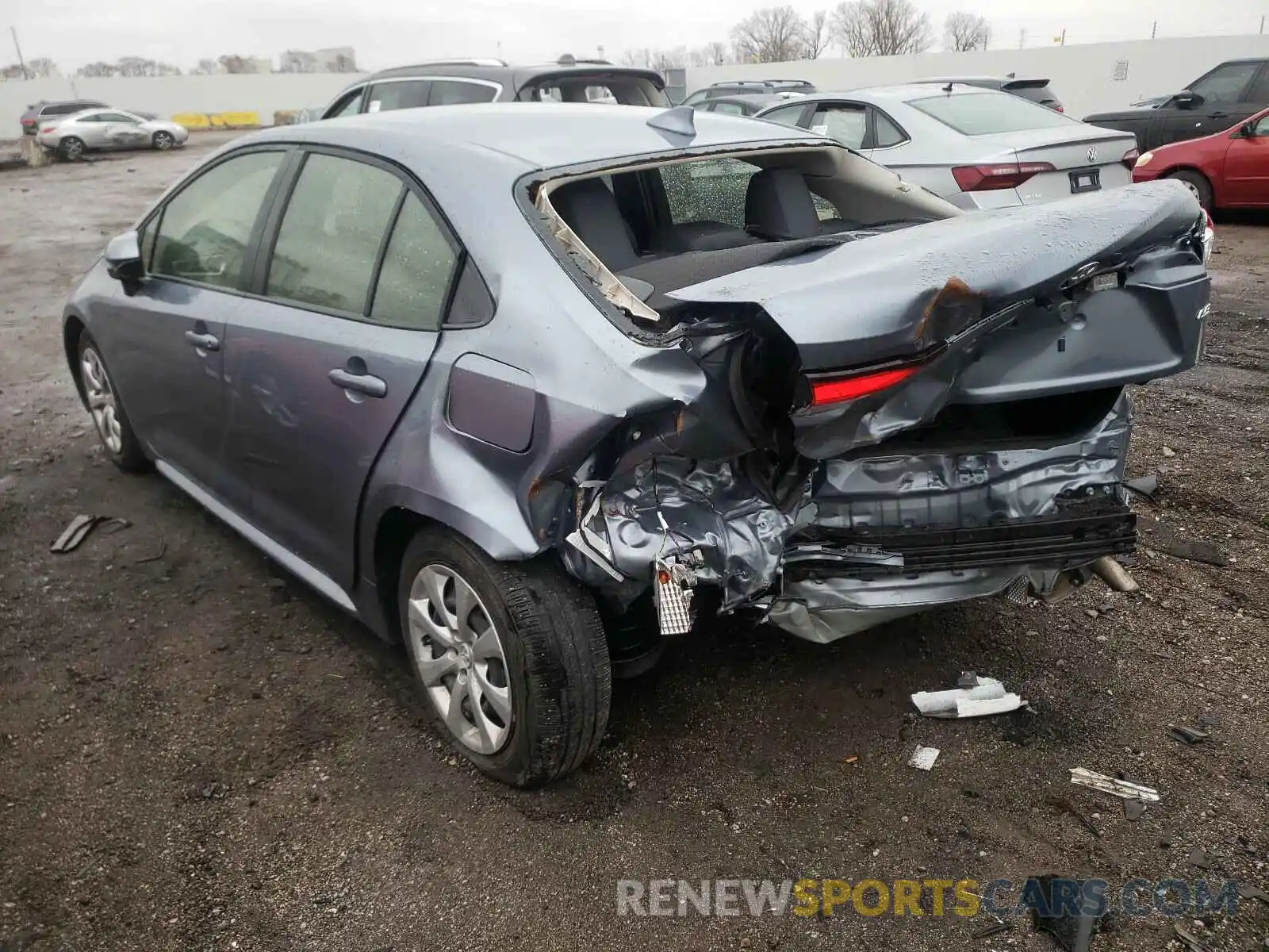 3 Photograph of a damaged car JTDEPRAE4LJ098142 TOYOTA COROLLA 2020