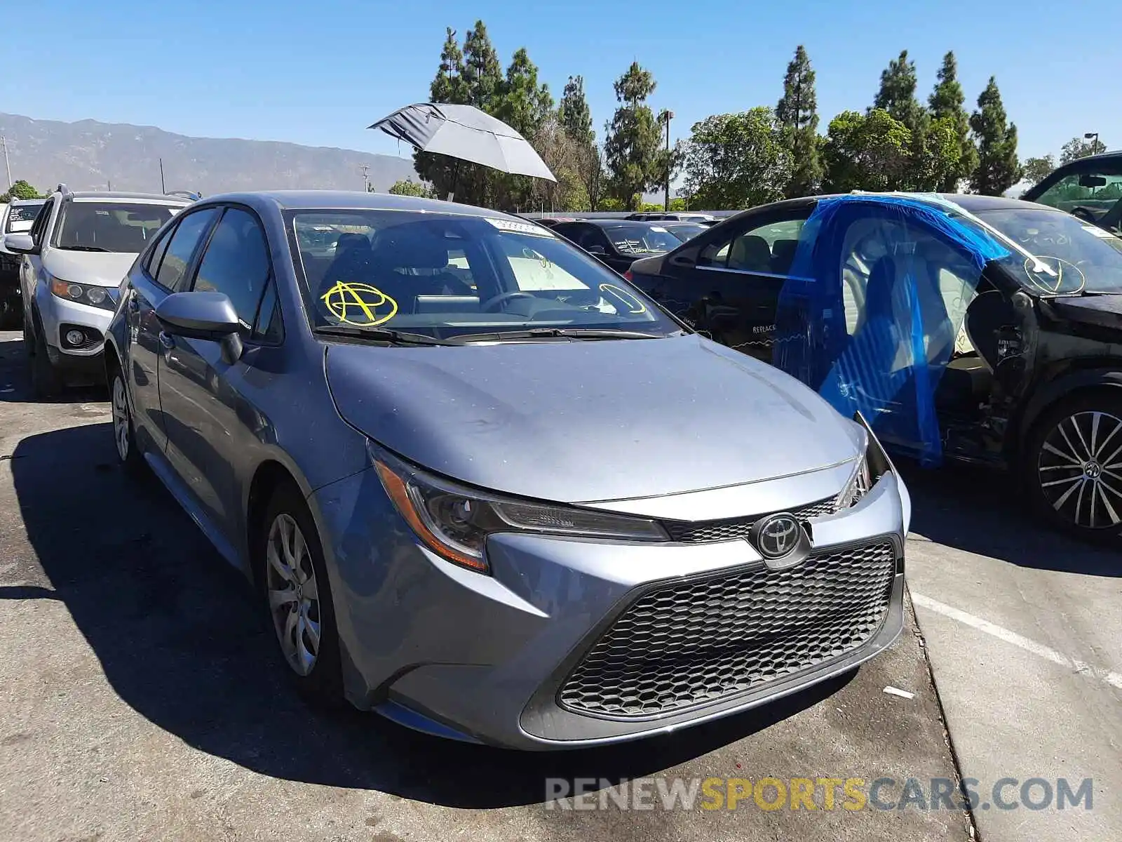 1 Photograph of a damaged car JTDEPRAE4LJ098545 TOYOTA COROLLA 2020