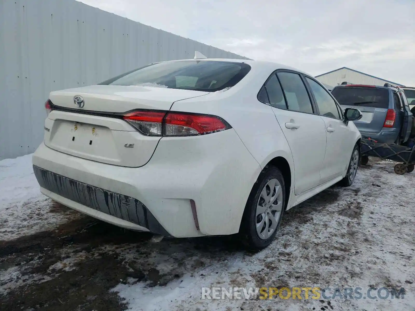 4 Photograph of a damaged car JTDEPRAE4LJ101024 TOYOTA COROLLA 2020