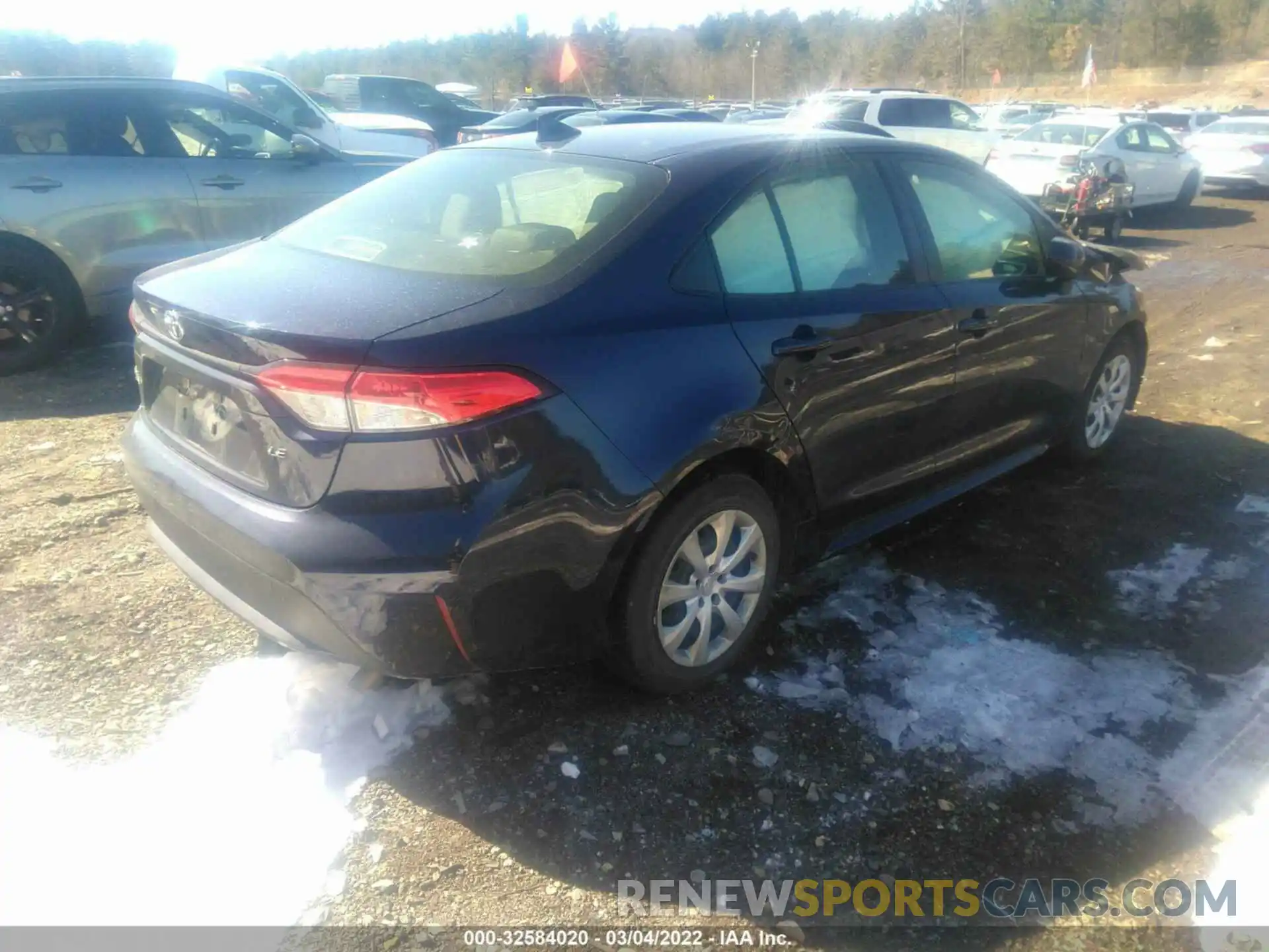 4 Photograph of a damaged car JTDEPRAE4LJ101430 TOYOTA COROLLA 2020