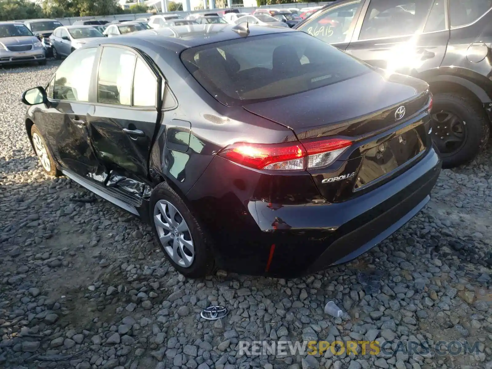 3 Photograph of a damaged car JTDEPRAE4LJ104893 TOYOTA COROLLA 2020