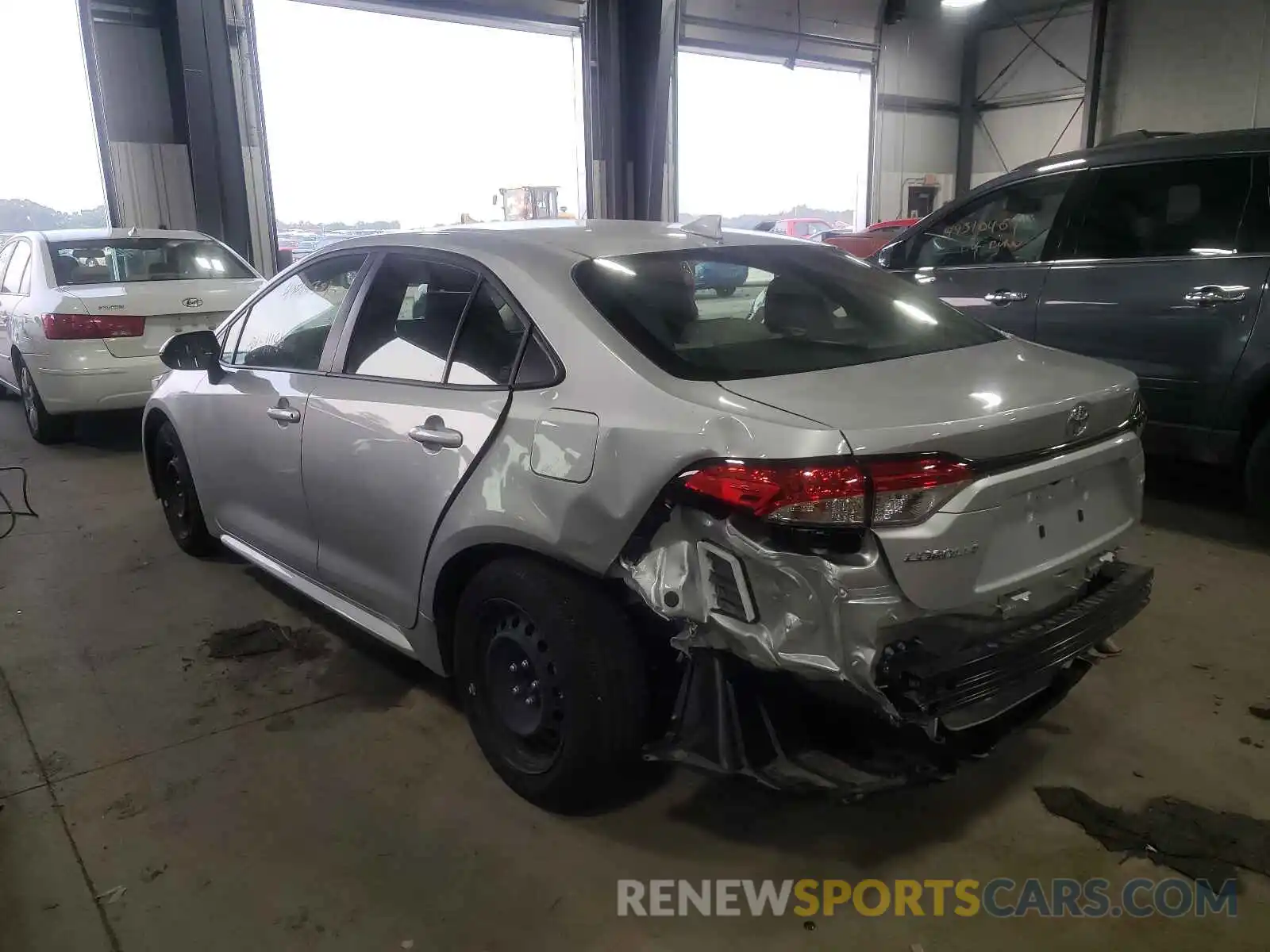 3 Photograph of a damaged car JTDEPRAE4LJ105221 TOYOTA COROLLA 2020