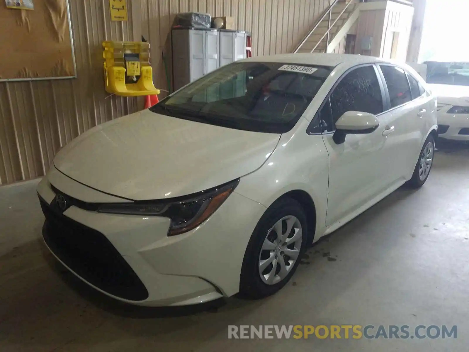 2 Photograph of a damaged car JTDEPRAE4LJ106112 TOYOTA COROLLA 2020