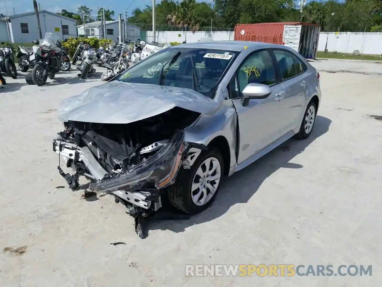 2 Photograph of a damaged car JTDEPRAE4LJ108958 TOYOTA COROLLA 2020