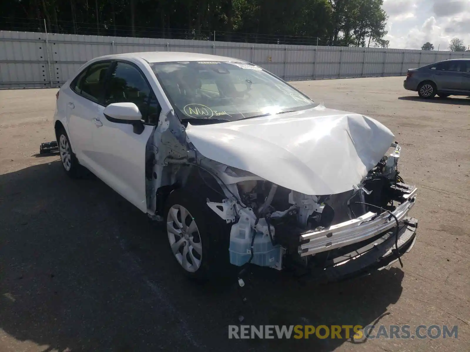 1 Photograph of a damaged car JTDEPRAE4LJ110189 TOYOTA COROLLA 2020