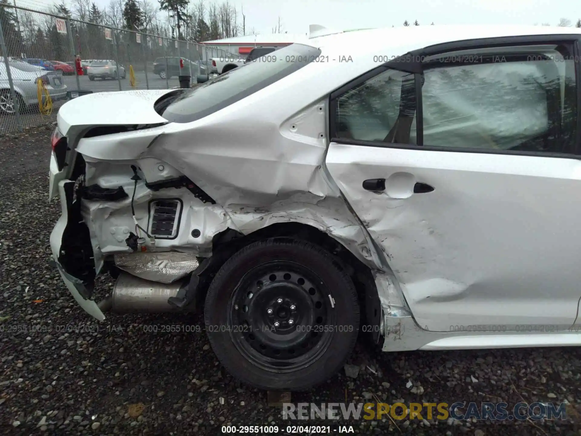 6 Photograph of a damaged car JTDEPRAE4LJ111603 TOYOTA COROLLA 2020