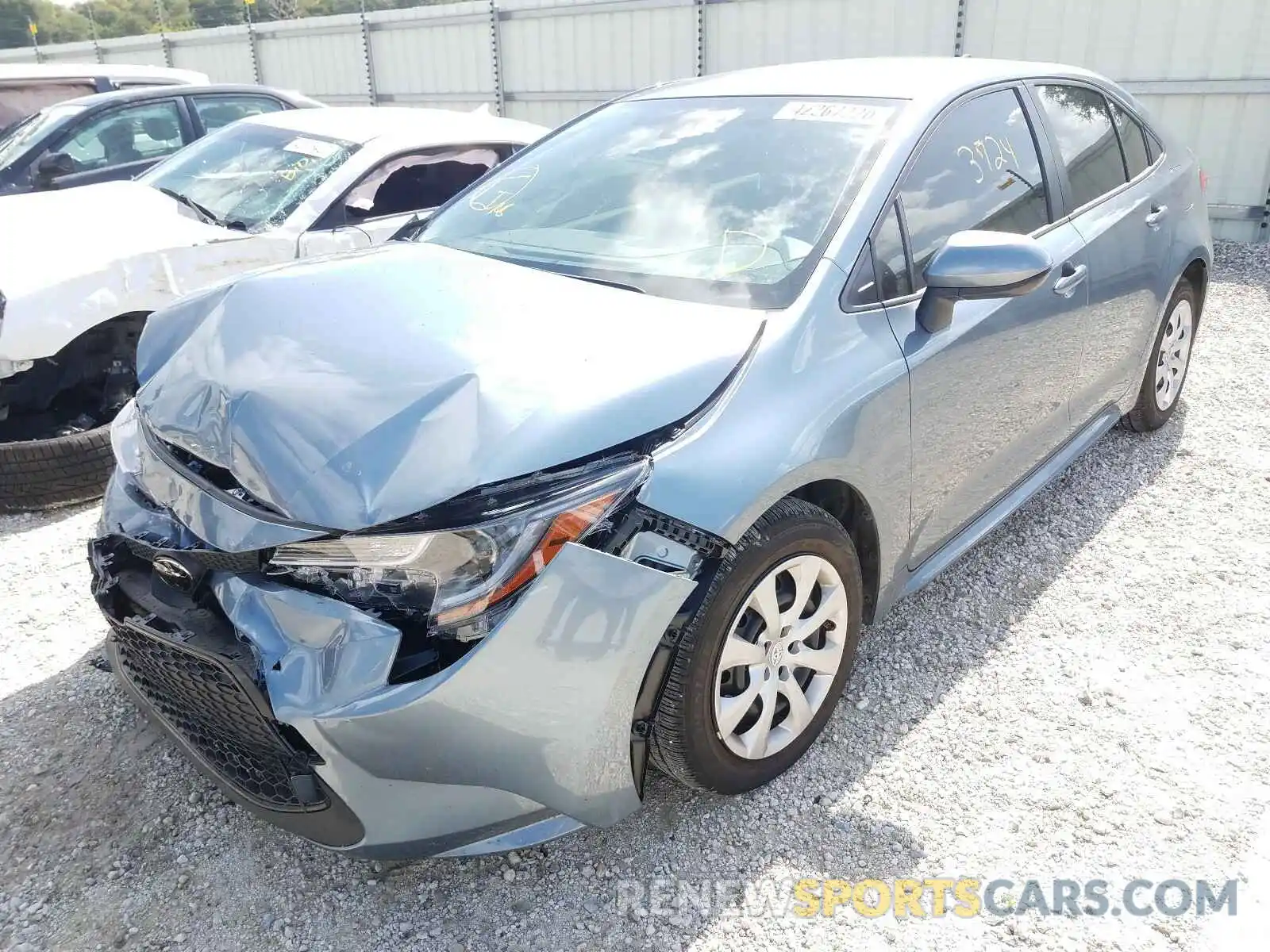 2 Photograph of a damaged car JTDEPRAE4LJ113531 TOYOTA COROLLA 2020