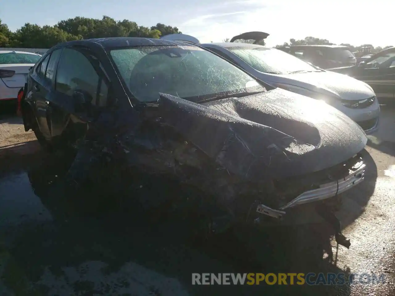 1 Photograph of a damaged car JTDEPRAE4LJ115859 TOYOTA COROLLA 2020