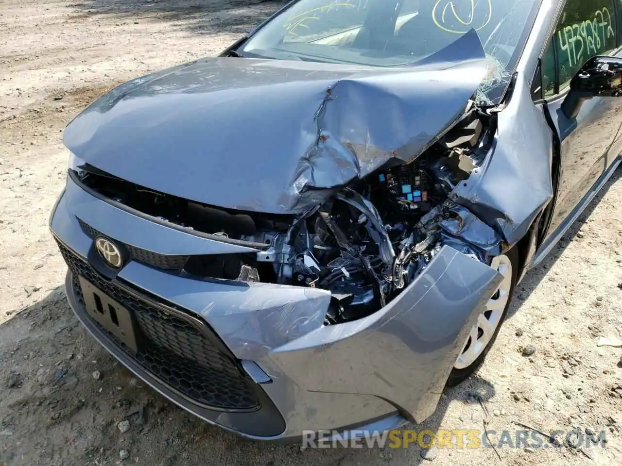 9 Photograph of a damaged car JTDEPRAE4LJ116851 TOYOTA COROLLA 2020