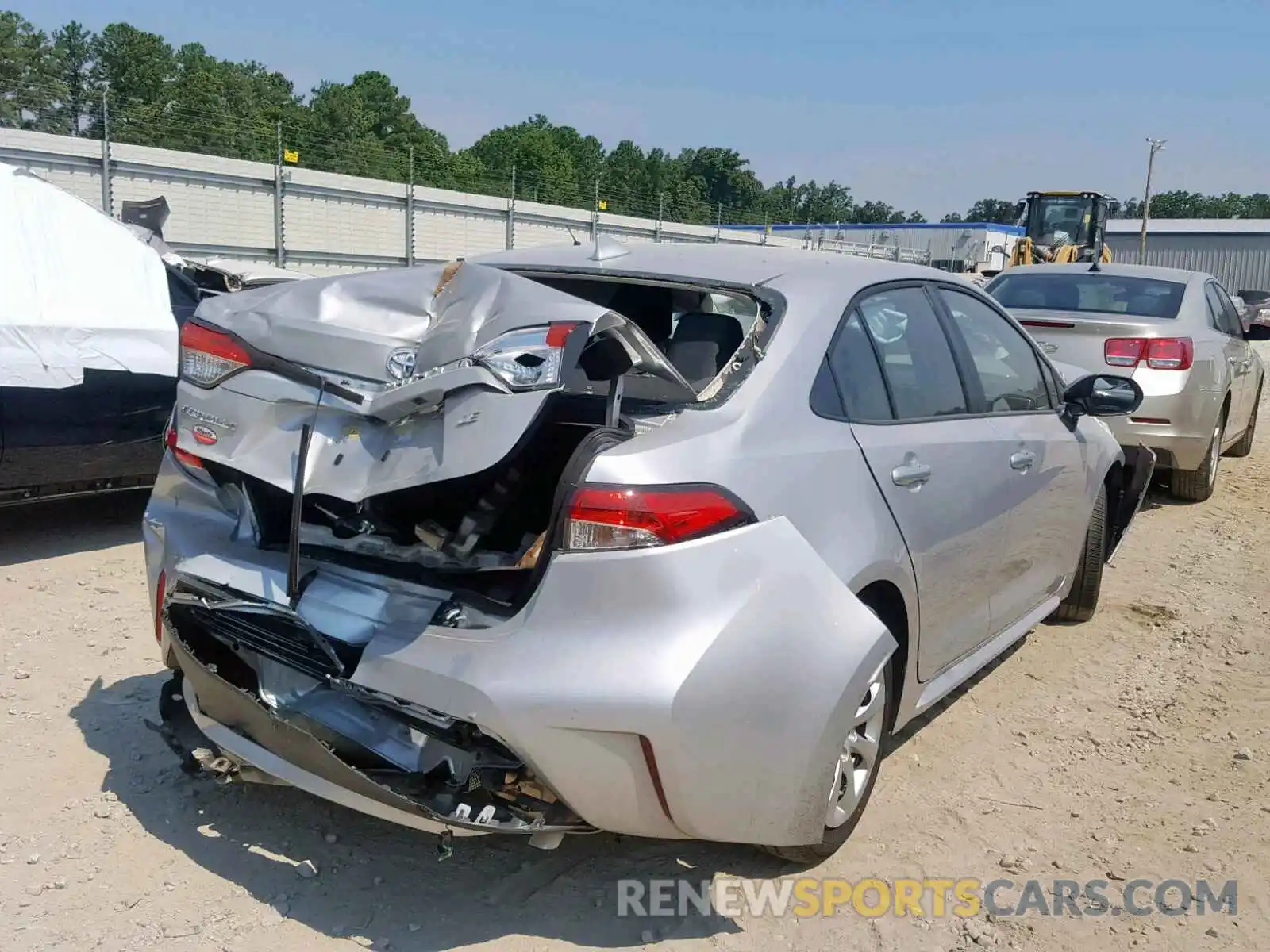 4 Photograph of a damaged car JTDEPRAE5LJ001966 TOYOTA COROLLA 2020