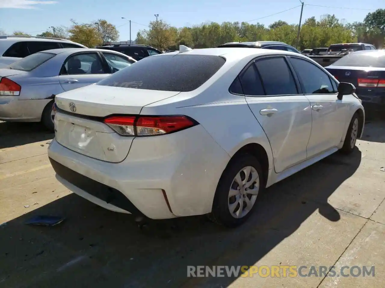 4 Photograph of a damaged car JTDEPRAE5LJ002535 TOYOTA COROLLA 2020