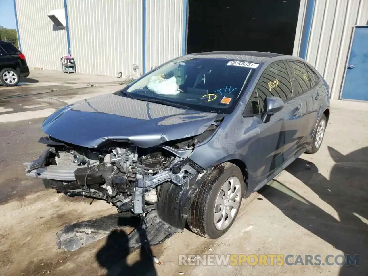 2 Photograph of a damaged car JTDEPRAE5LJ004947 TOYOTA COROLLA 2020