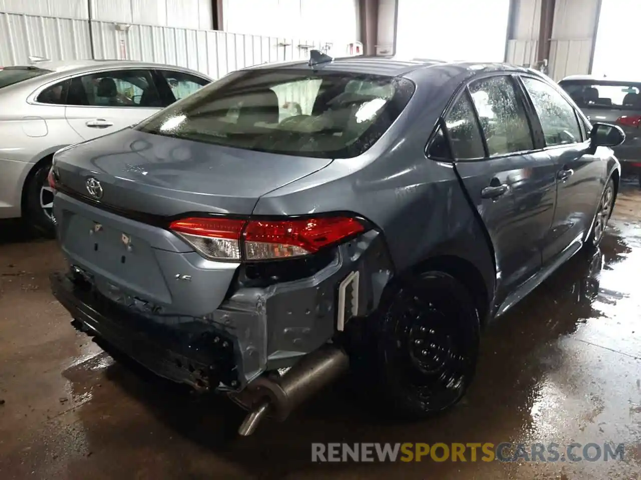 4 Photograph of a damaged car JTDEPRAE5LJ006908 TOYOTA COROLLA 2020