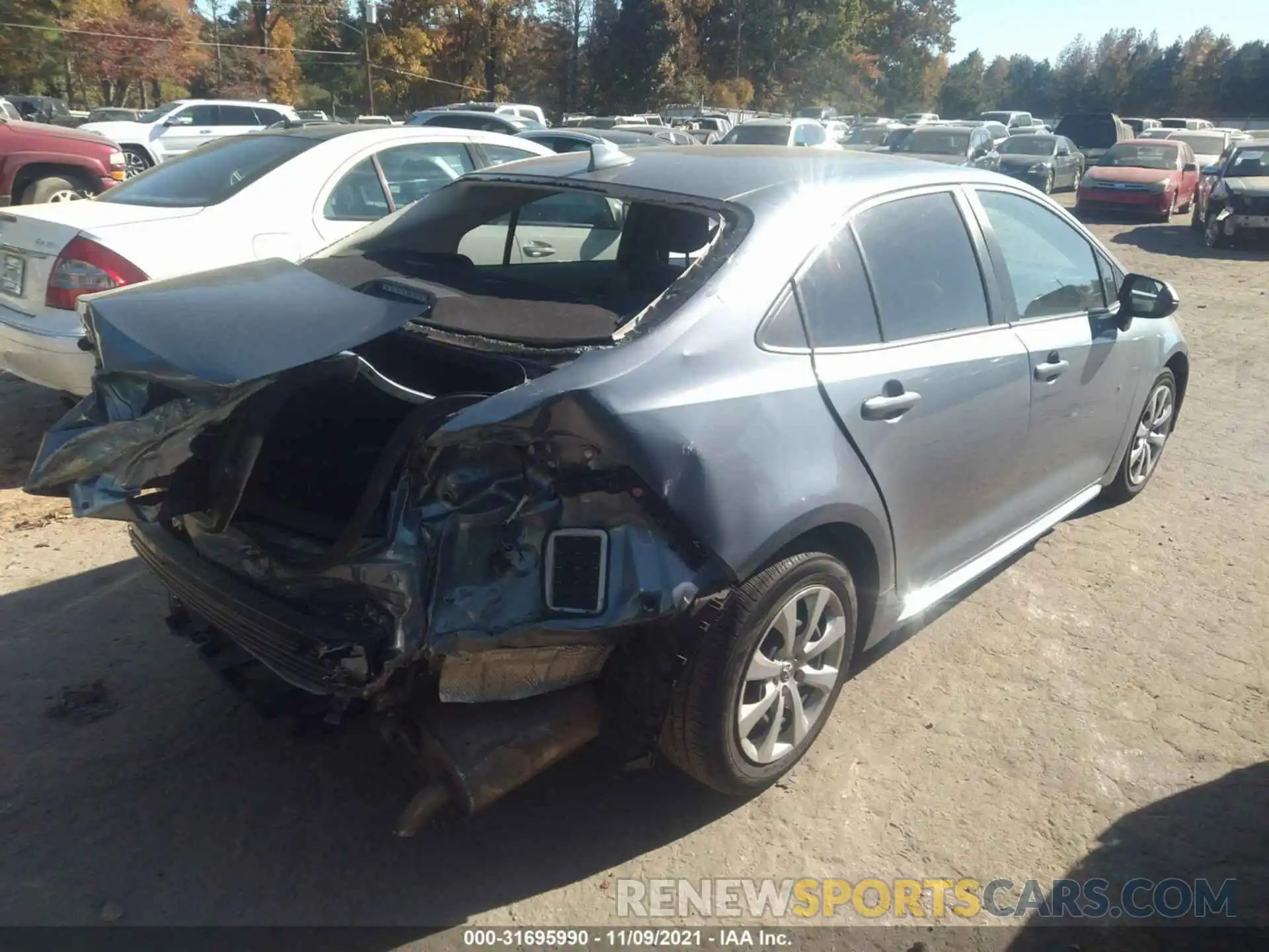 4 Photograph of a damaged car JTDEPRAE5LJ007346 TOYOTA COROLLA 2020