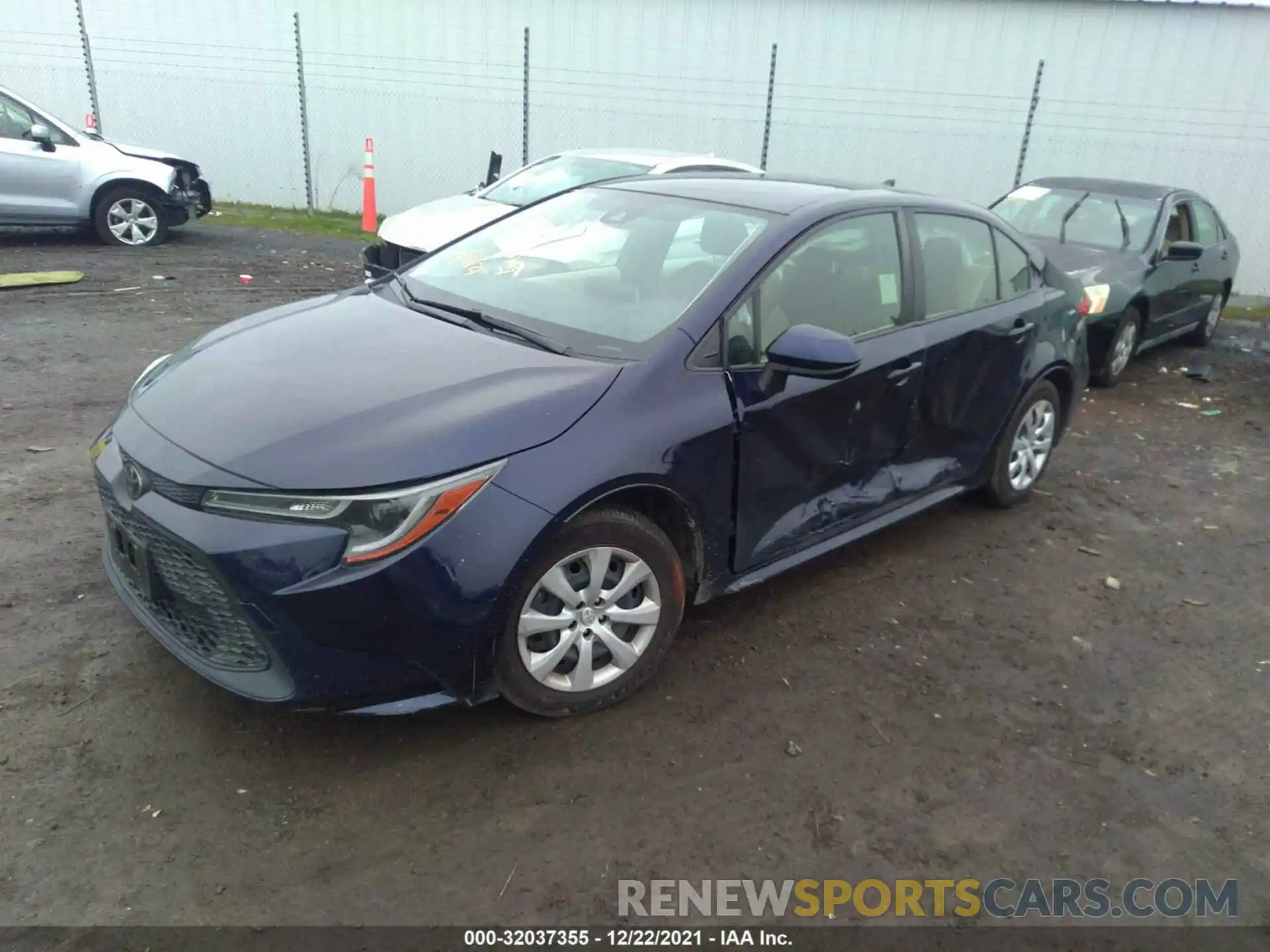 2 Photograph of a damaged car JTDEPRAE5LJ008691 TOYOTA COROLLA 2020