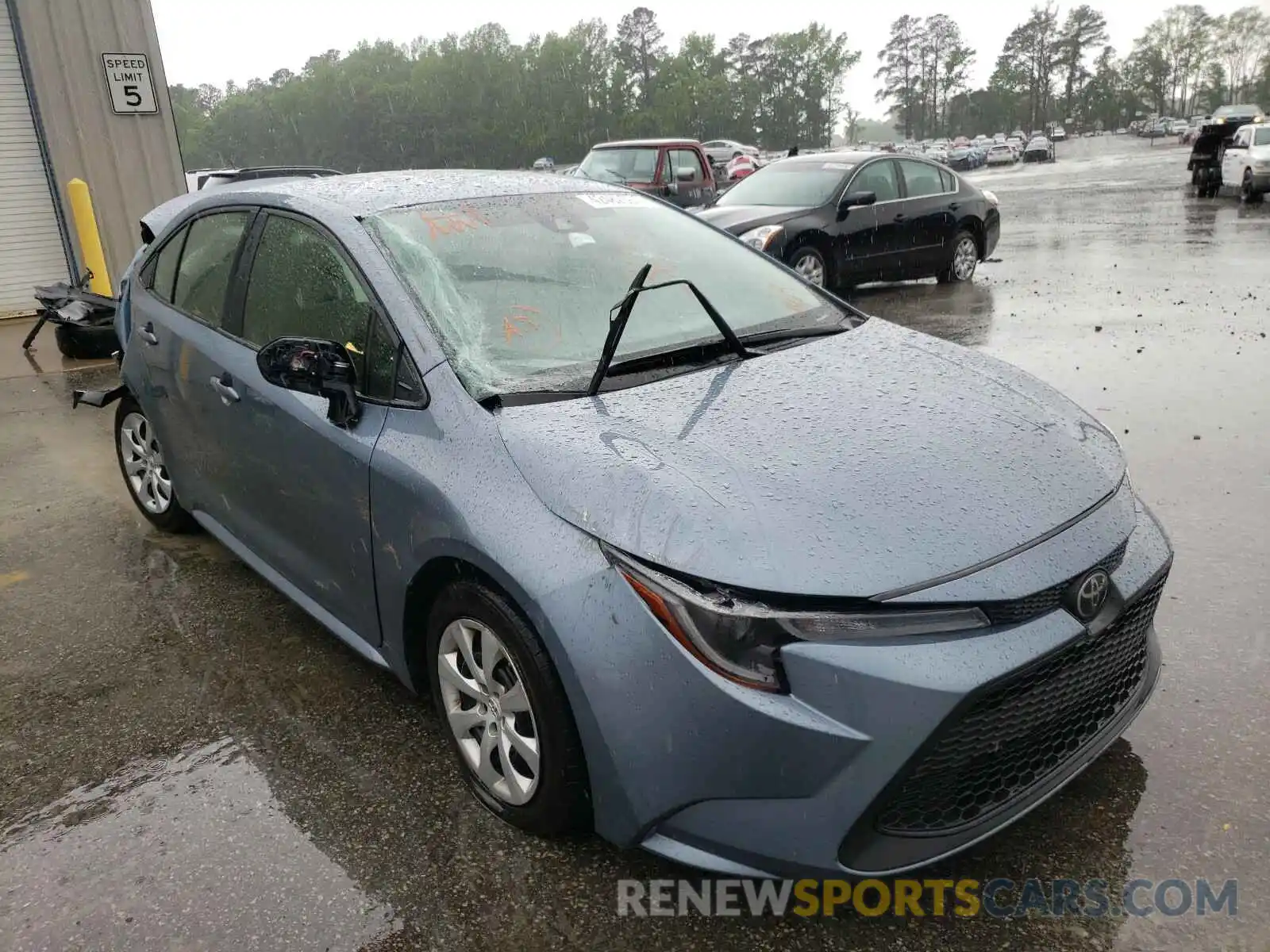 1 Photograph of a damaged car JTDEPRAE5LJ012739 TOYOTA COROLLA 2020